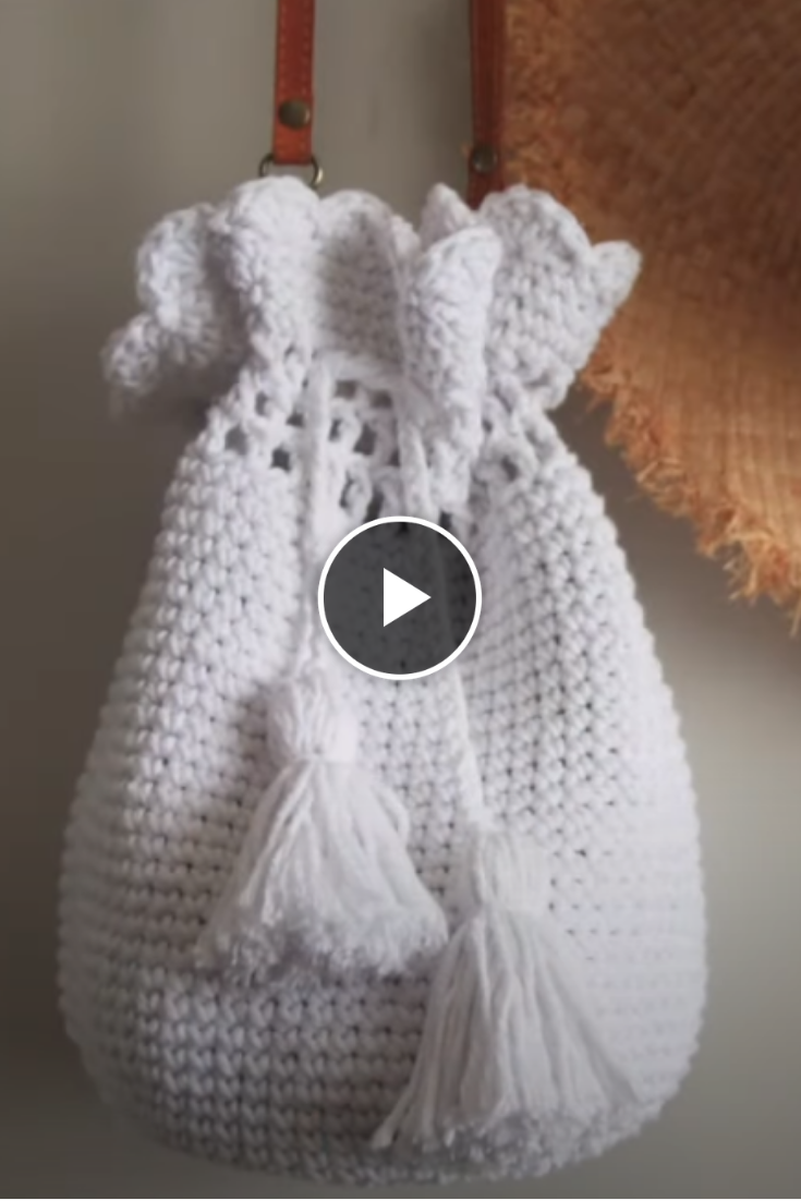 Scallop Crochet Bucket Bag Tutorial
